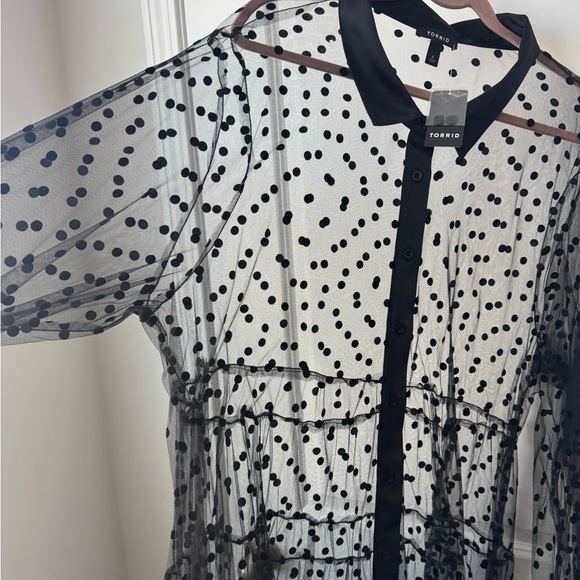 Torrid Black Flocked Mesh Button Front Tiered Duster Kimono 5 NWT - Picture 3 of 5